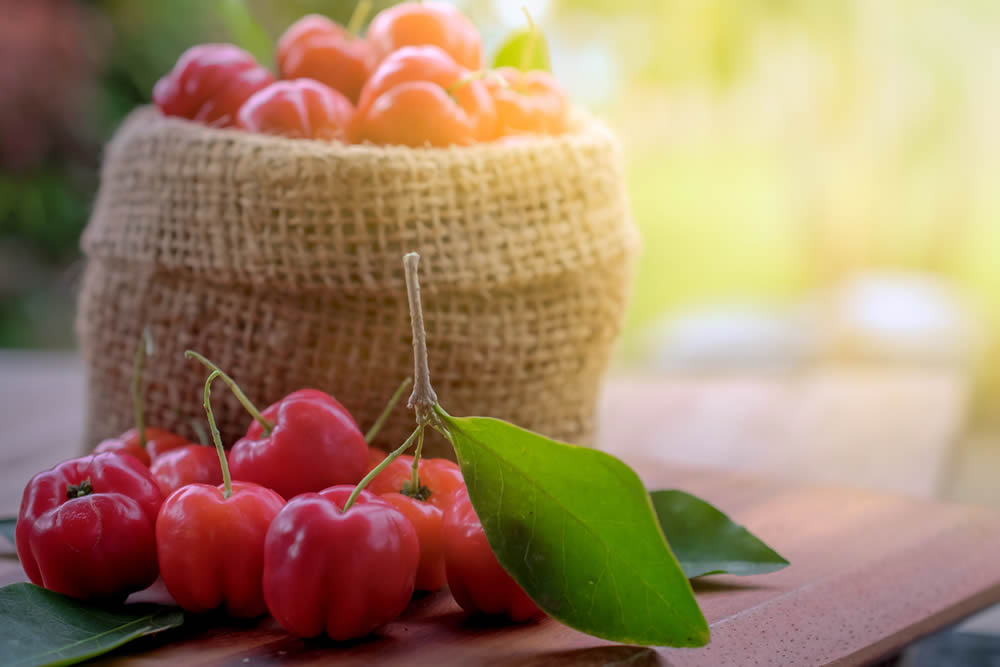 Acerola 2019 | Vitamina C Naturale | Proprietà, Benefici, Salute
