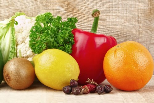 vitamina c pura in polvere per il viso