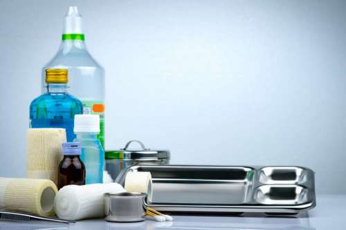 Acqua Ossigenata Usi Come Disinfettante E Sbiancante